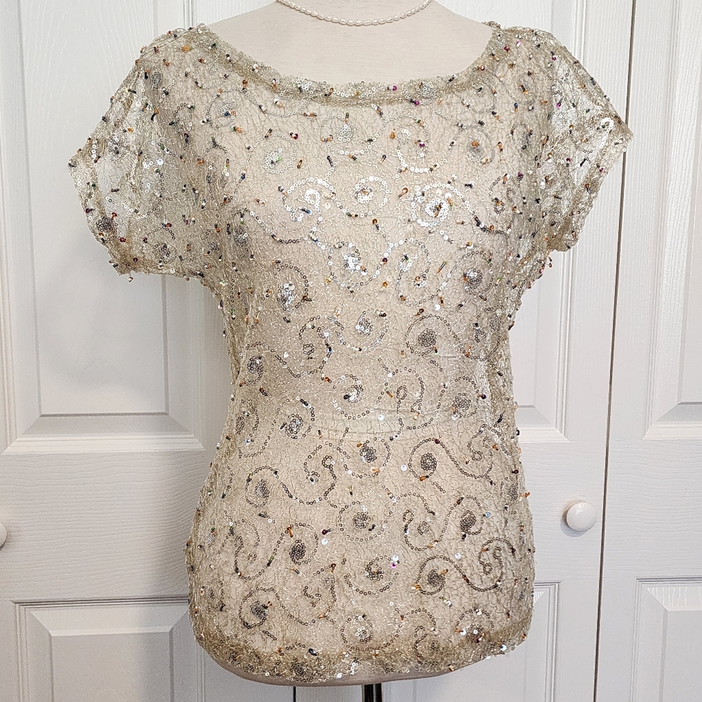 NikiBiki Vintage Lace Embellished Top - Picture 5 of 15